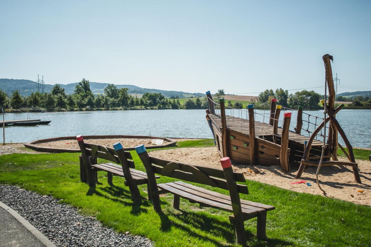 Resort Capi Hnizdo Olbramovice  Ngoại thất bức ảnh